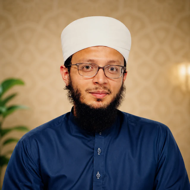 Sheikh Hamza, online Quran teacher for one-on-one Quran and Islamic studies at Nūr Academy
